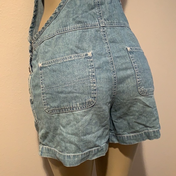 ❌SOLD❌VINTAGE💜Denim overalls - Picture 7 of 16